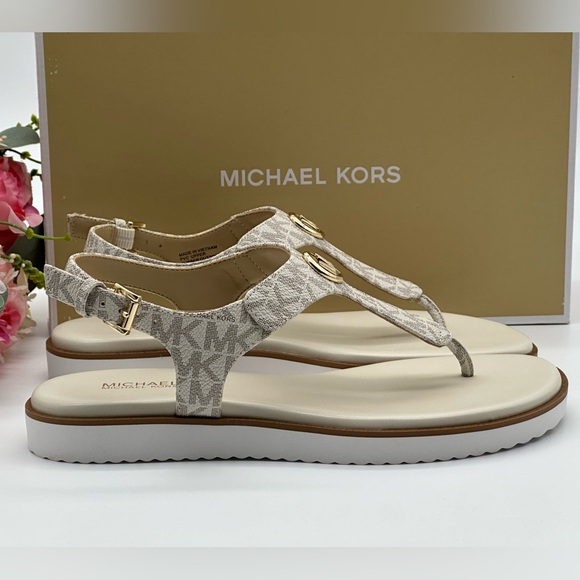 Michael Kors Vanilla Thong Sandals NIB - Picture 3 of 13